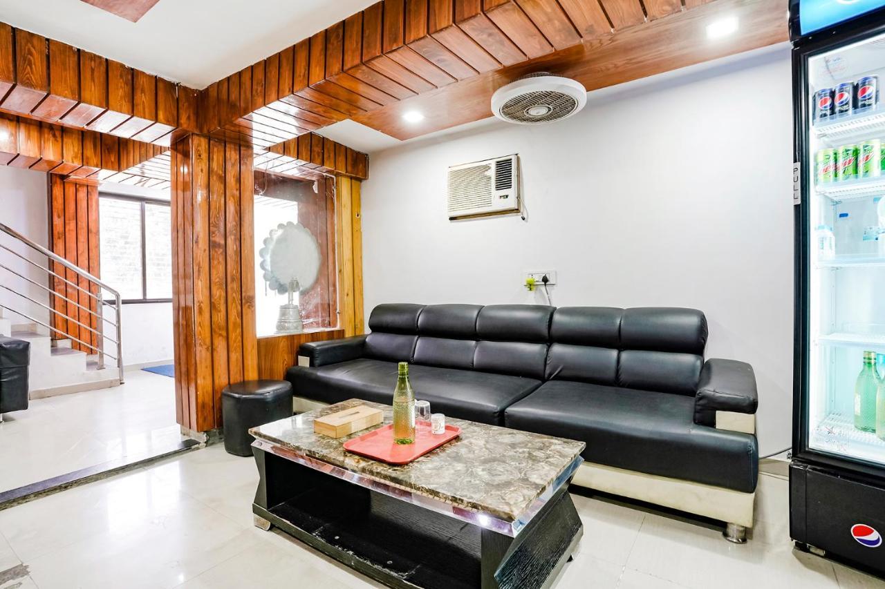 Fabhotel Vrundavan, Athwa Bhatha Экстерьер фото